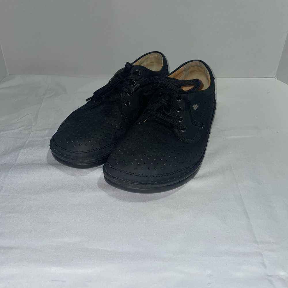 Finn Comfort Black Perforated Lace-Up Athletic Shoes